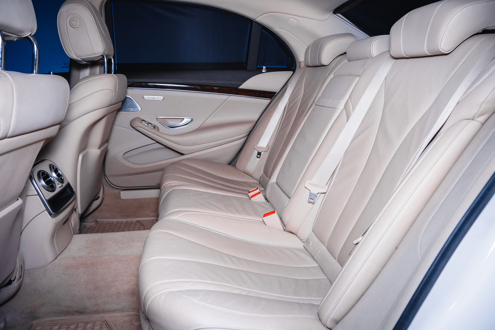 Mercedes-Benz S 560 W222 — задний ряд