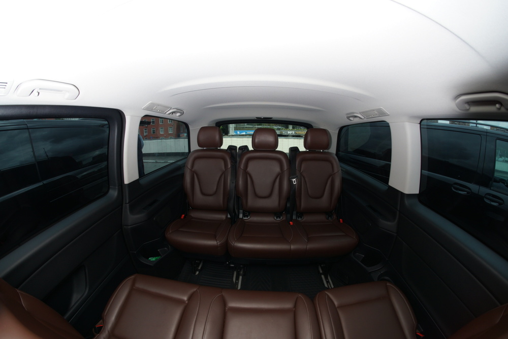 Mercedes-Benz V 250 d 4MATIC — компоновка салона